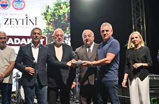 1 Kilo Zeytin 77 Bin Liraya Satıldı